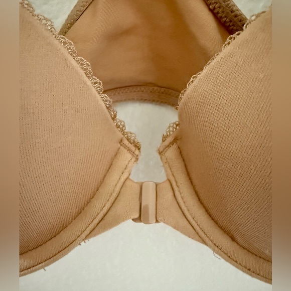 Victoria's Secret Racerback Underwire Demi Bra Size 34C - Picture 5 of 6